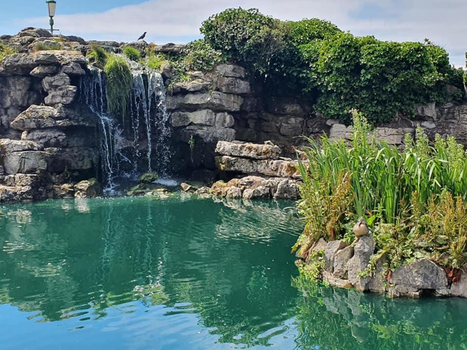 Cumbria Guest House Литам Сент Аннс Екстериор снимка