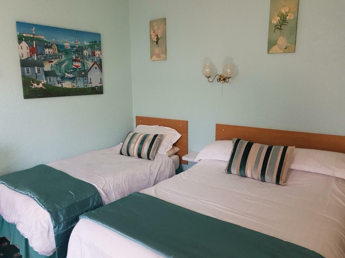 Cumbria Guest House Литам Сент Аннс Екстериор снимка